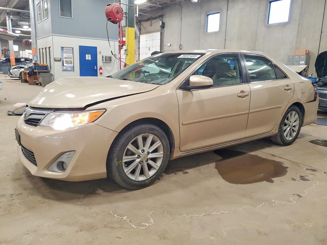 2012 TOYOTA CAMRY