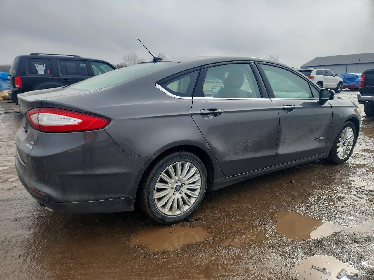 2016 FORD FUSION