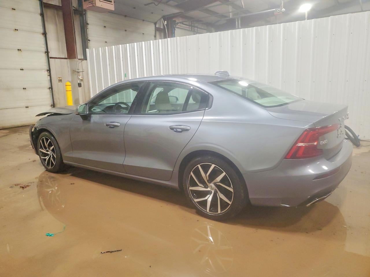 2020 VOLVO S60