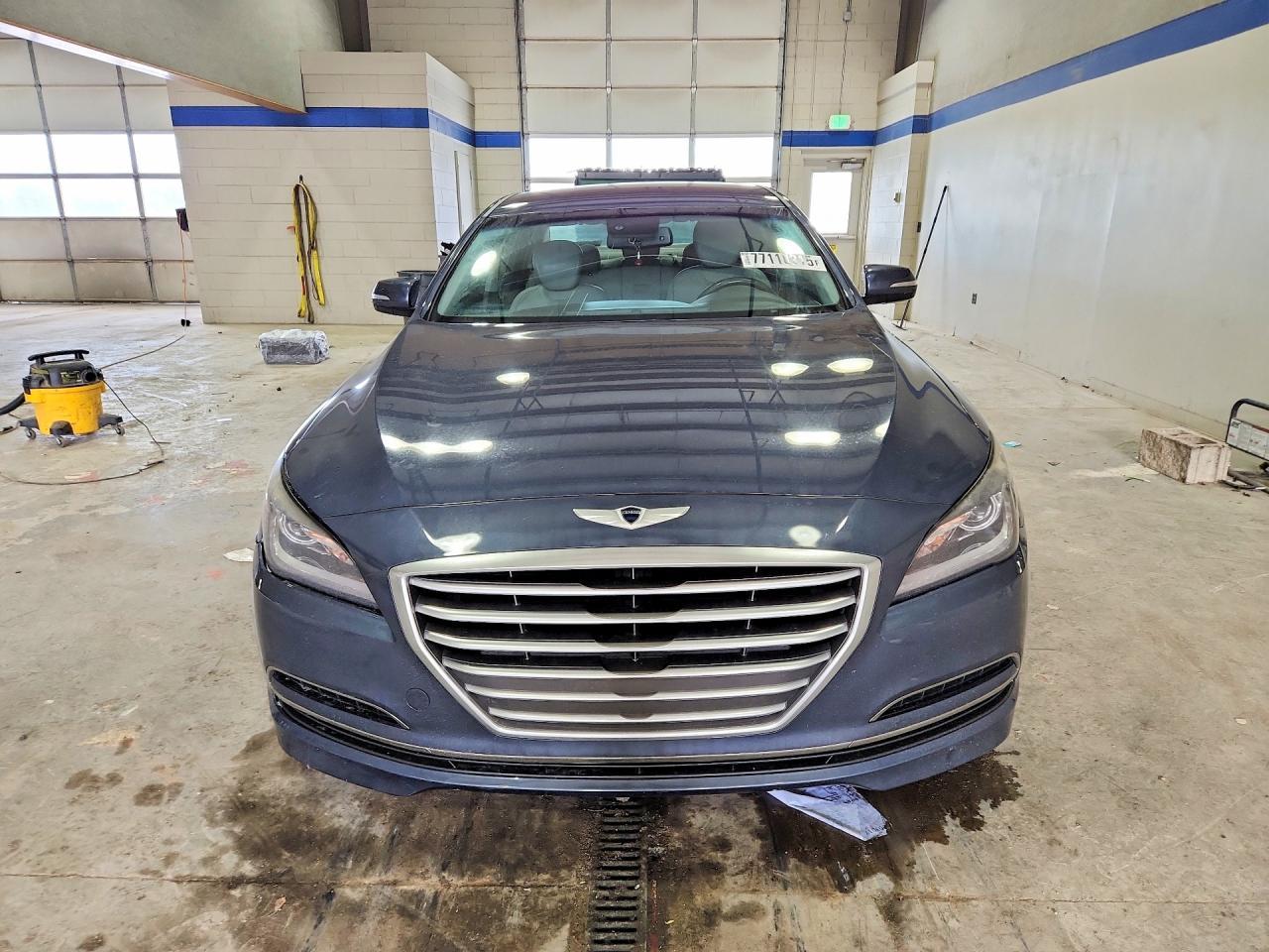 2016 HYUNDAI GENESIS