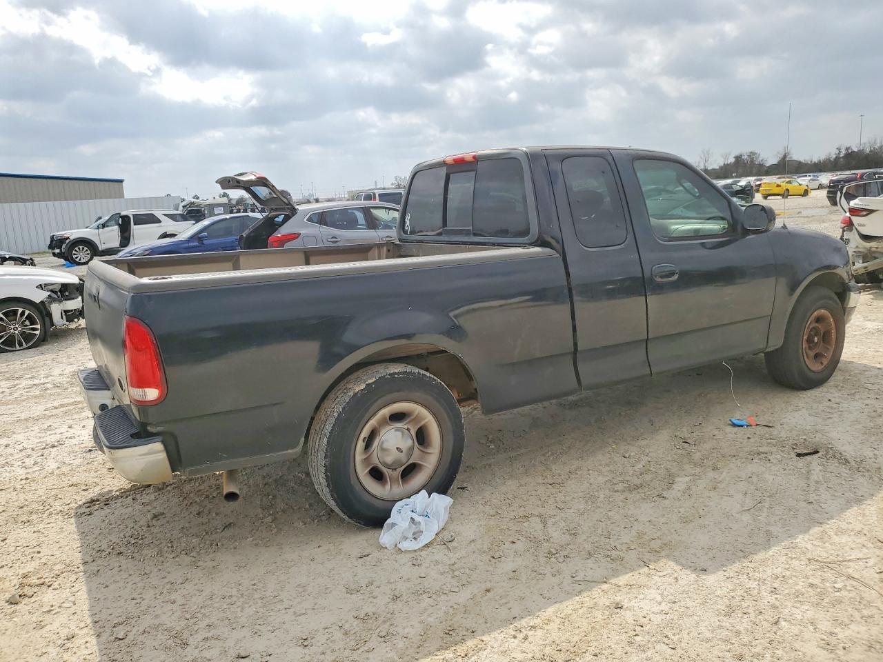 2002 FORD F-150 Lightning