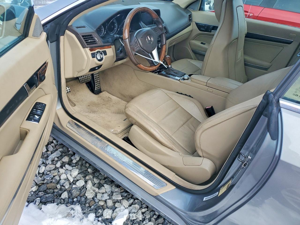 2012 MERCEDES-BENZ E-Class