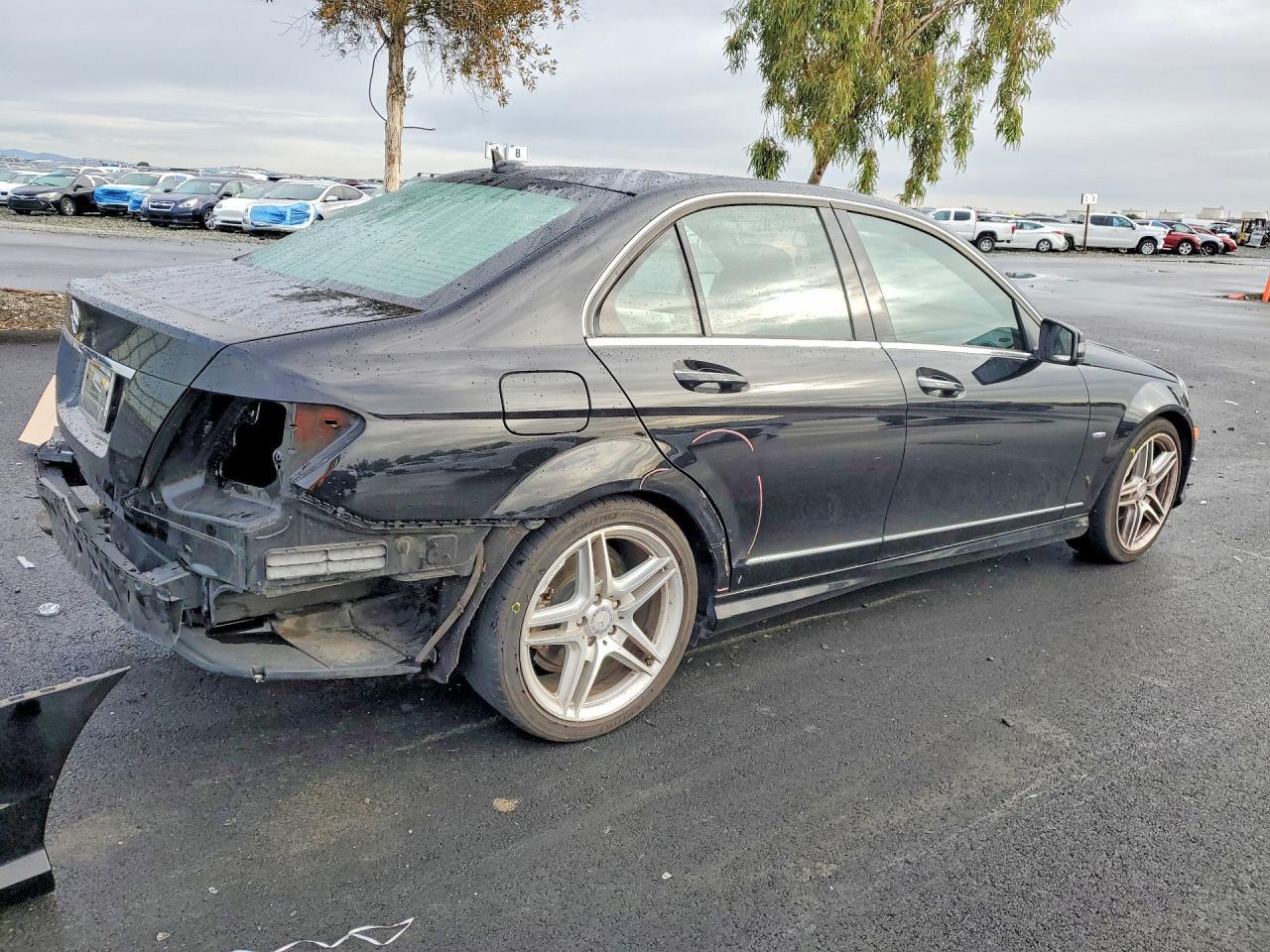 2012 MERCEDES-BENZ C-CLASS