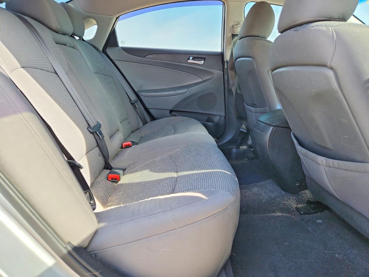 2012 HYUNDAI SONATA