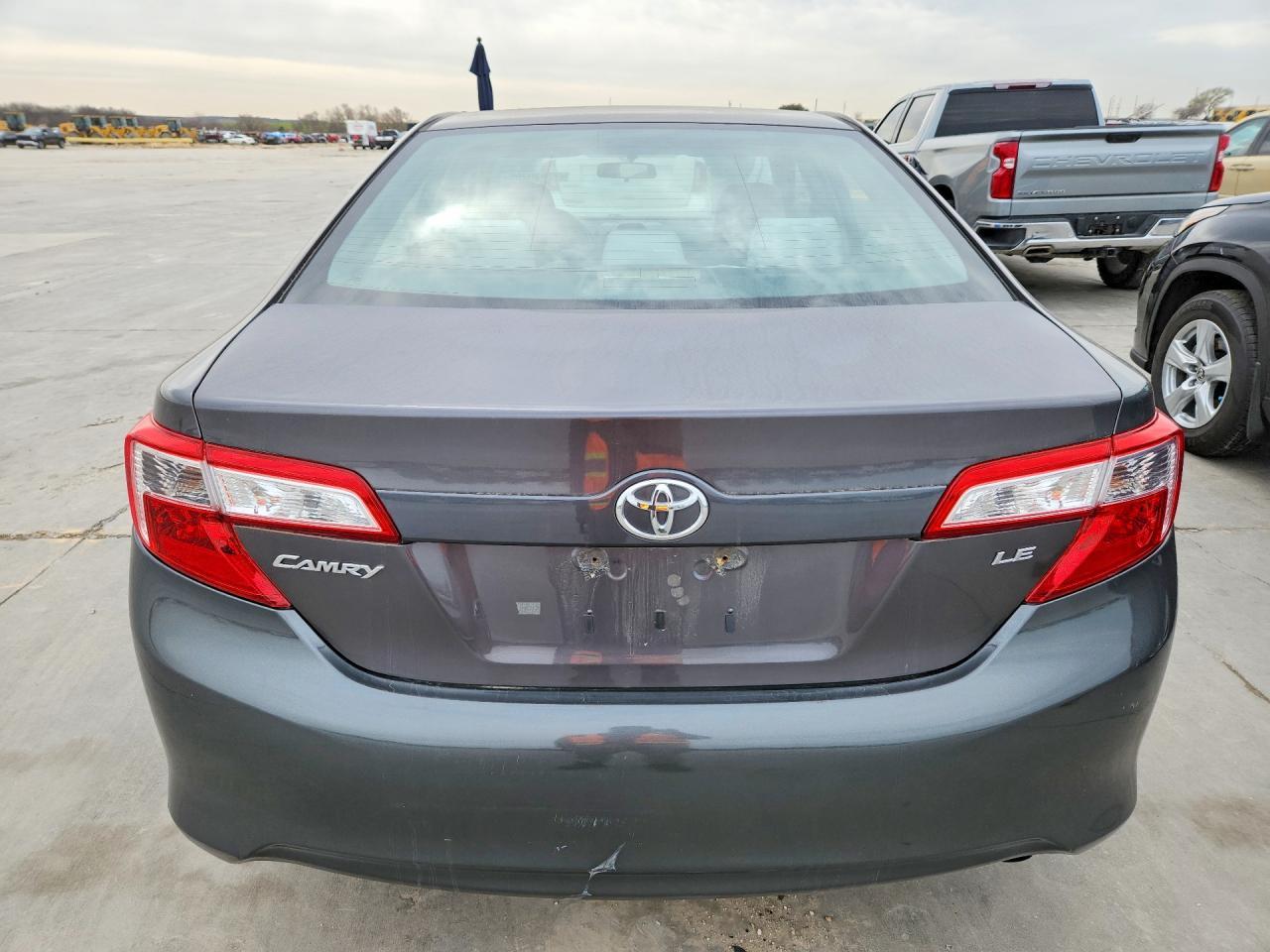 2012 TOYOTA CAMRY