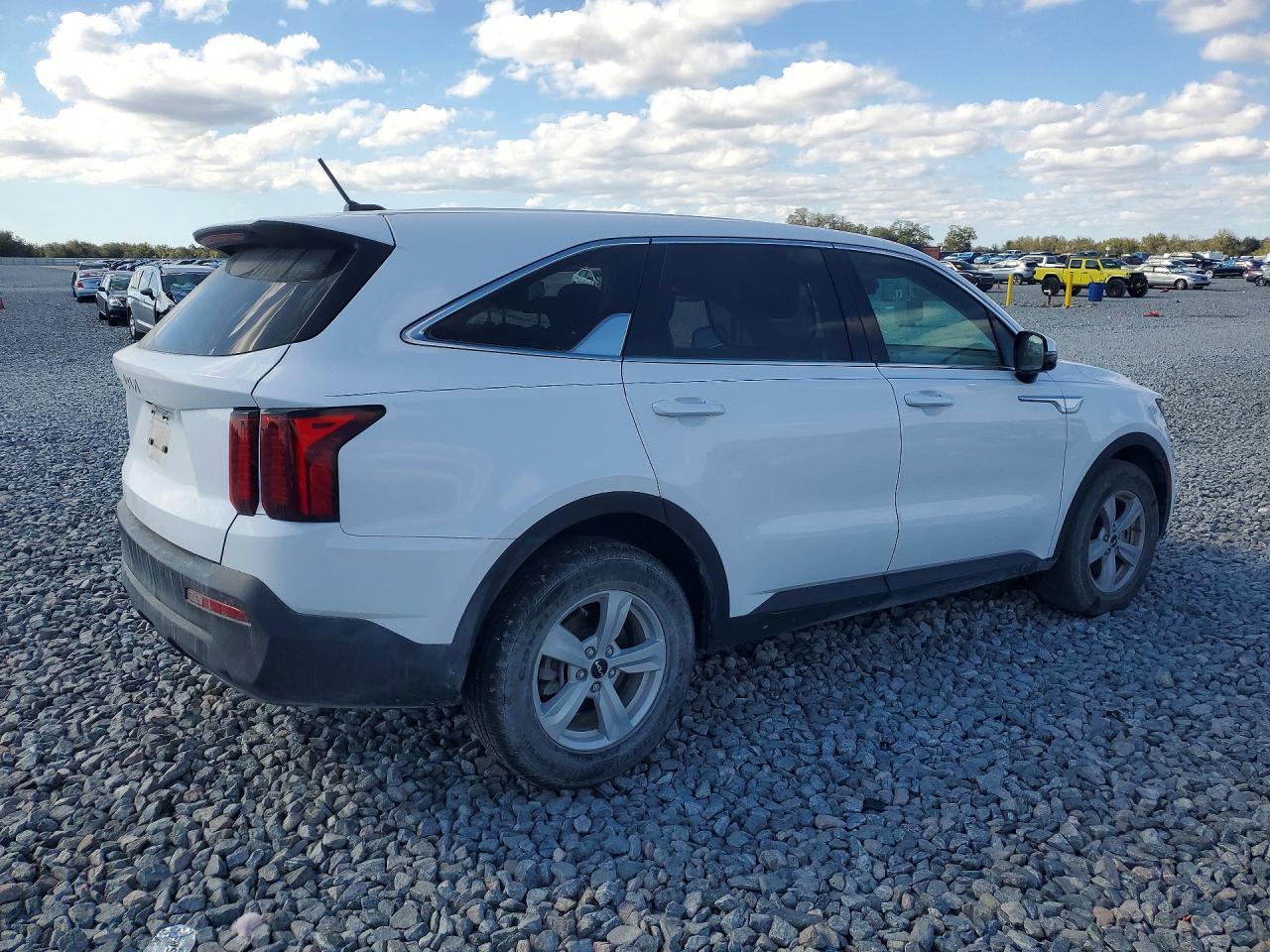 2023 KIA SORENTO