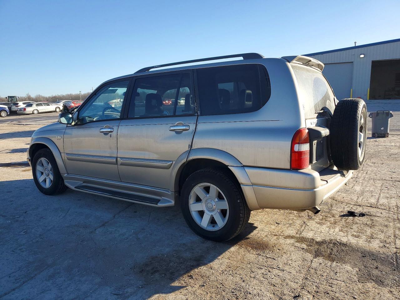 2002 SUZUKI Xl-7
