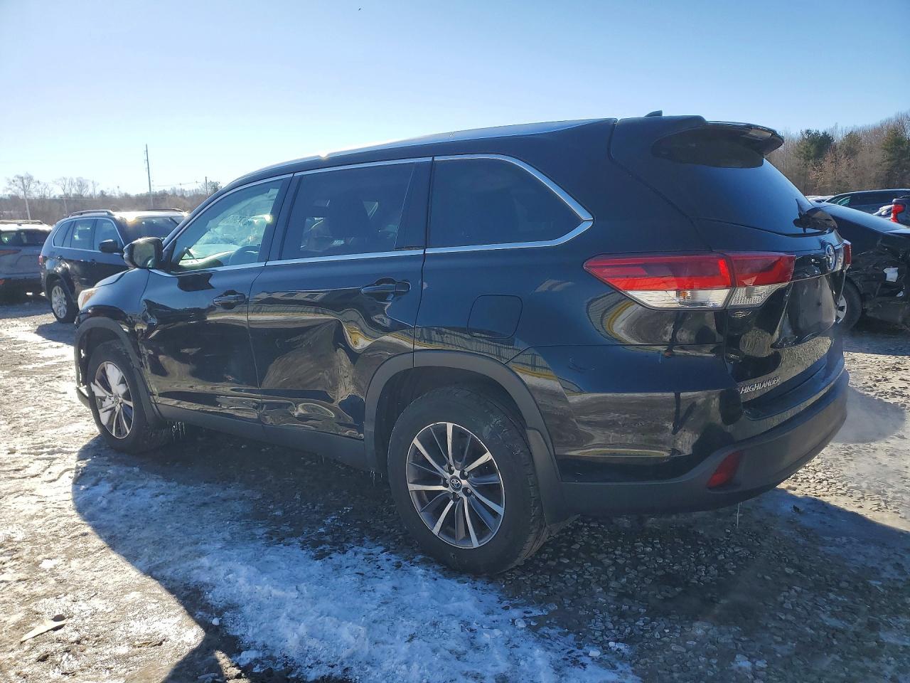 2019 TOYOTA HIGHLANDER