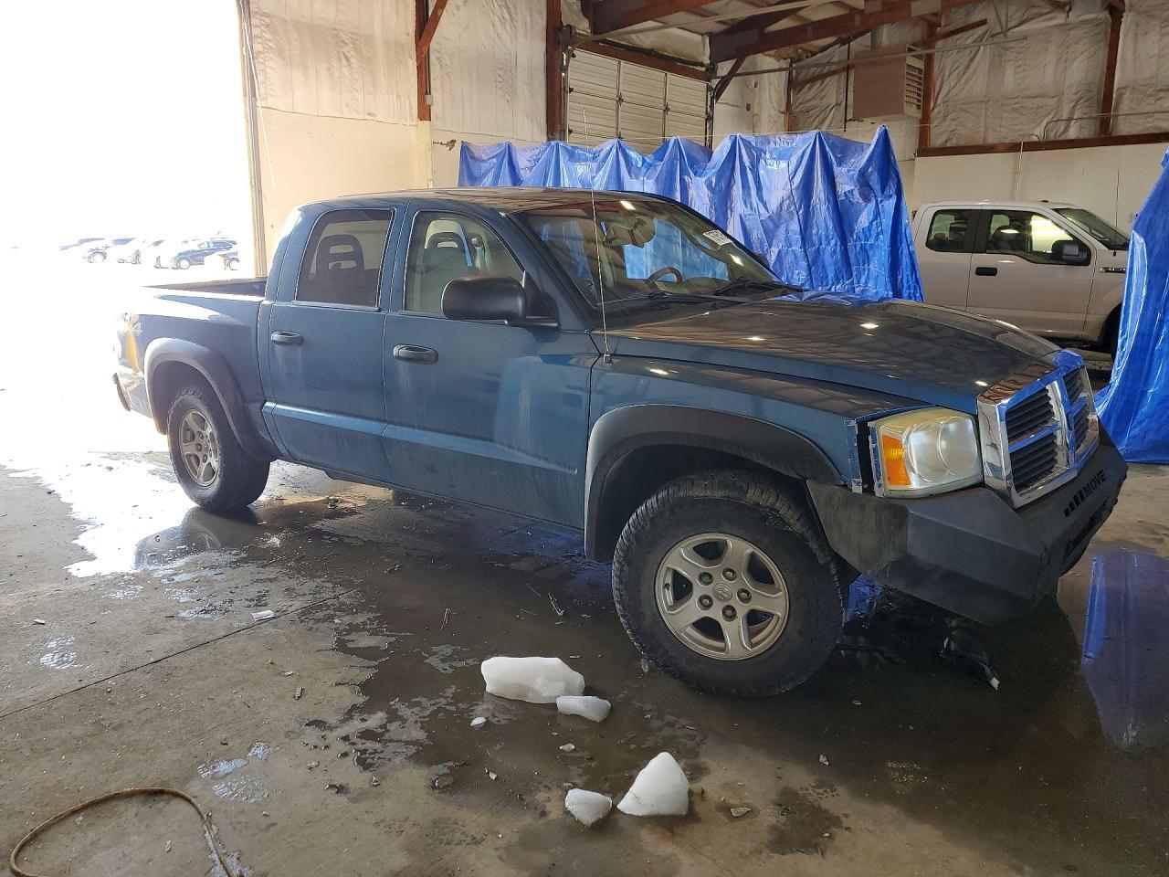 2006 DODGE Dakota