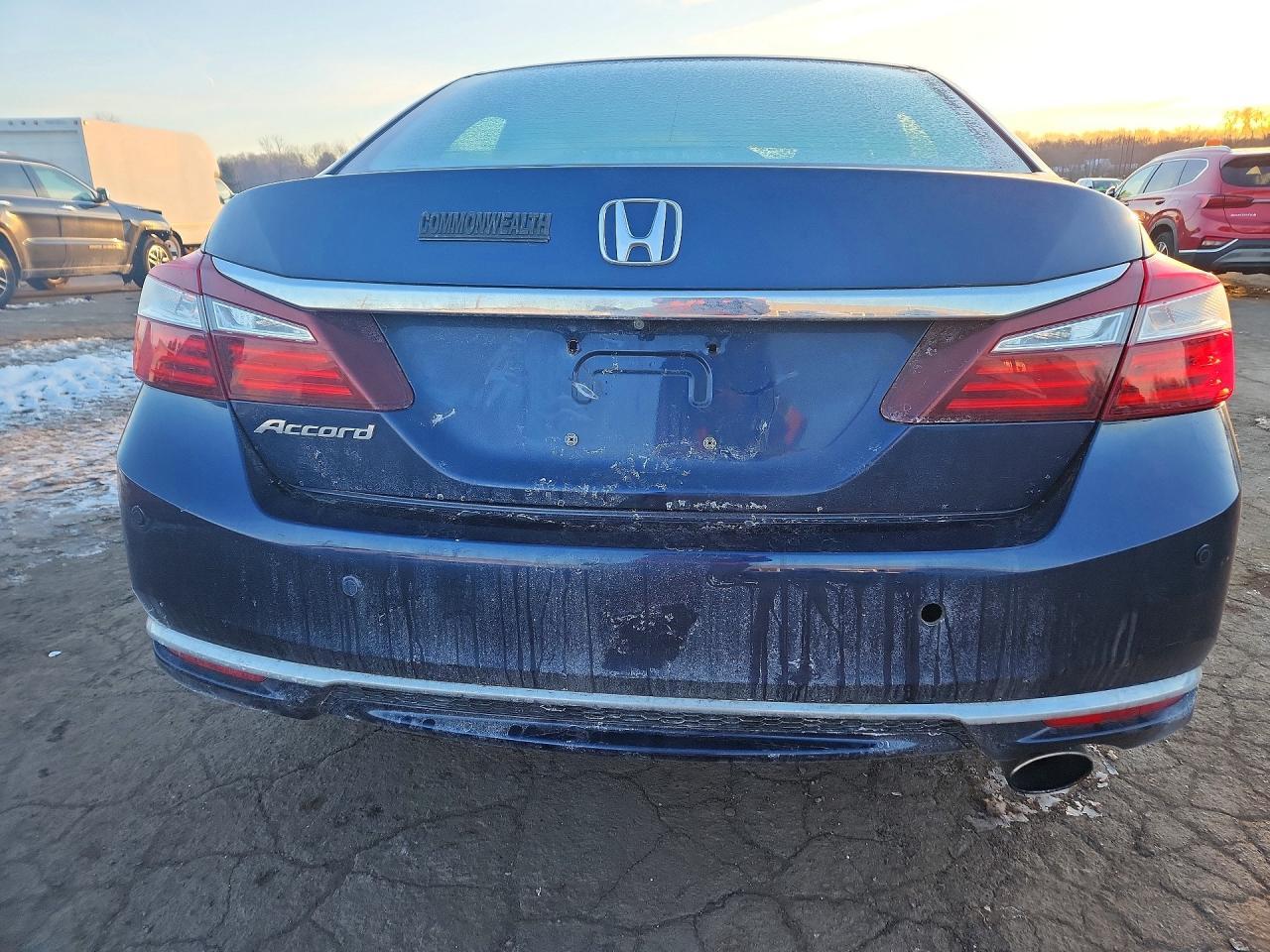 2016 HONDA ACCORD