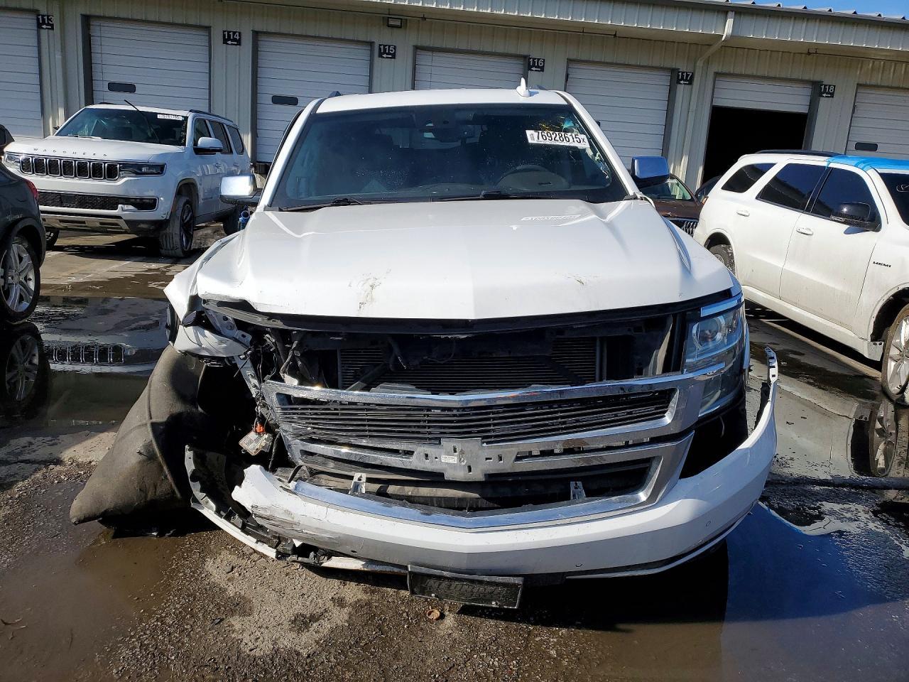 2016 CHEVROLET Tahoe
