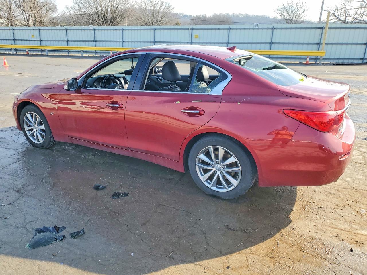 2014 INFINITI Q50