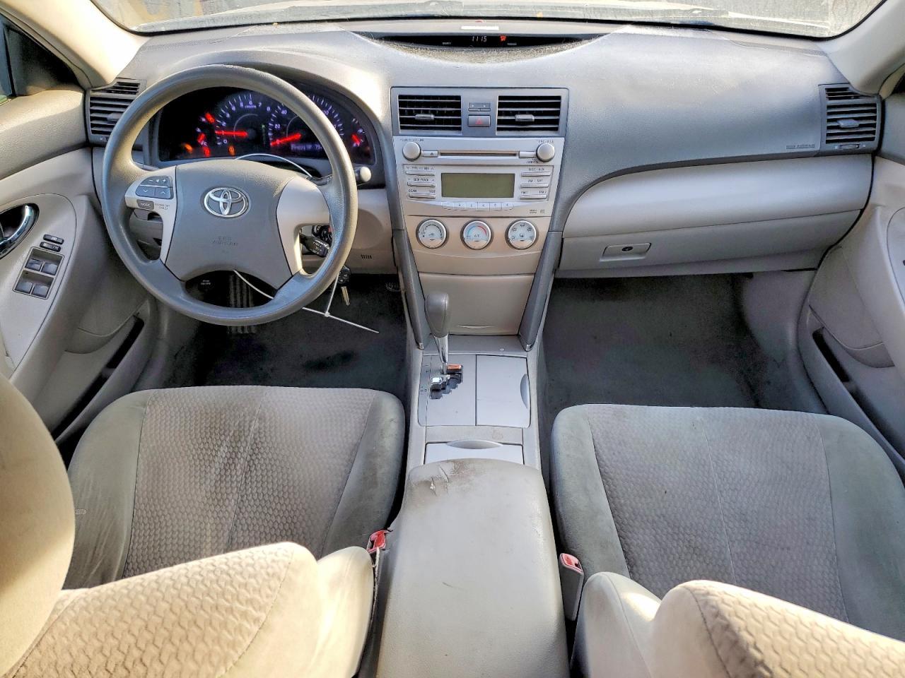 2011 TOYOTA CAMRY
