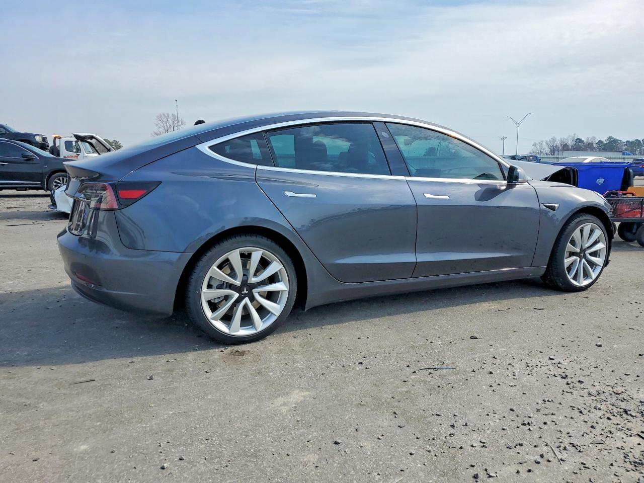2019 TESLA MODEL 3
