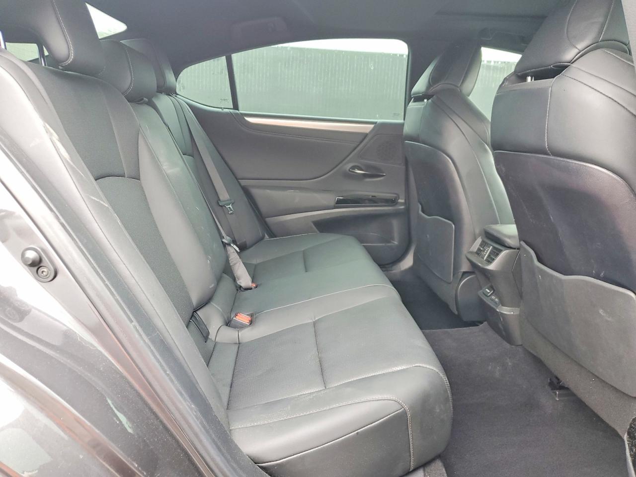 2024 LEXUS ES 350