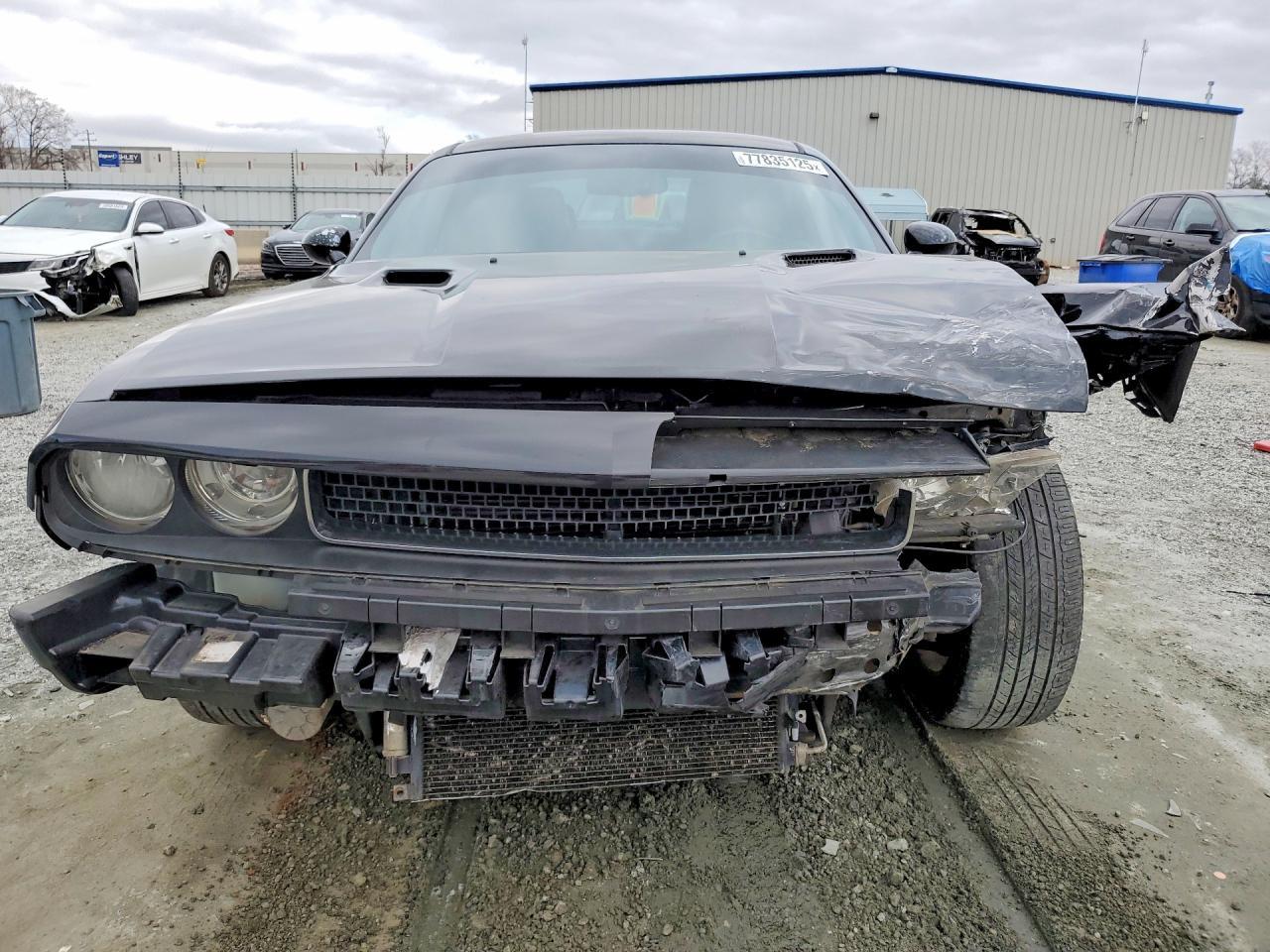2011 DODGE Challenger