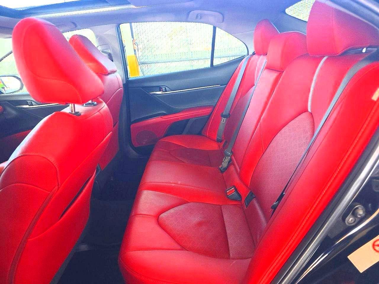 2018 TOYOTA CAMRY