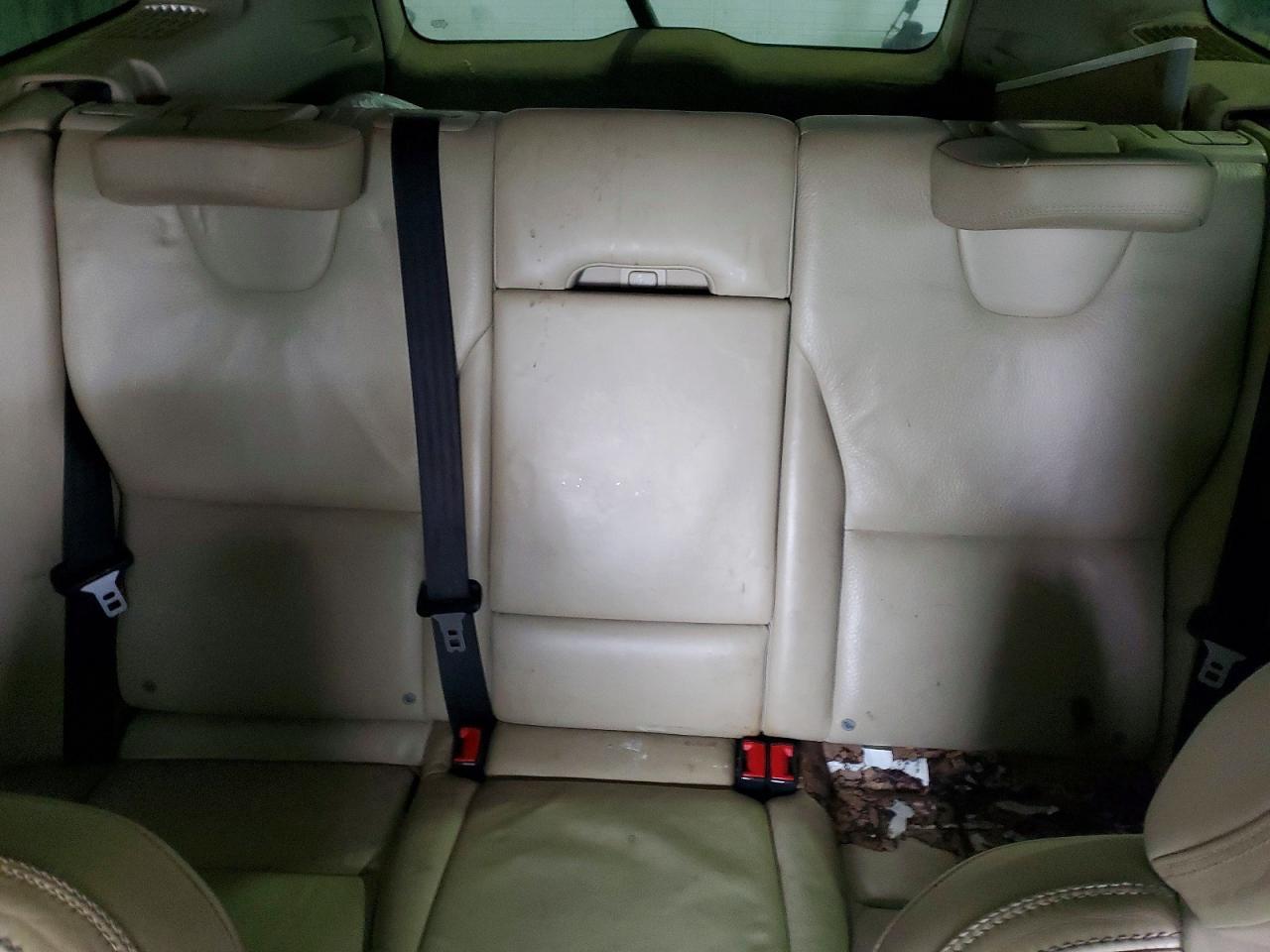 2011 VOLVO XC60