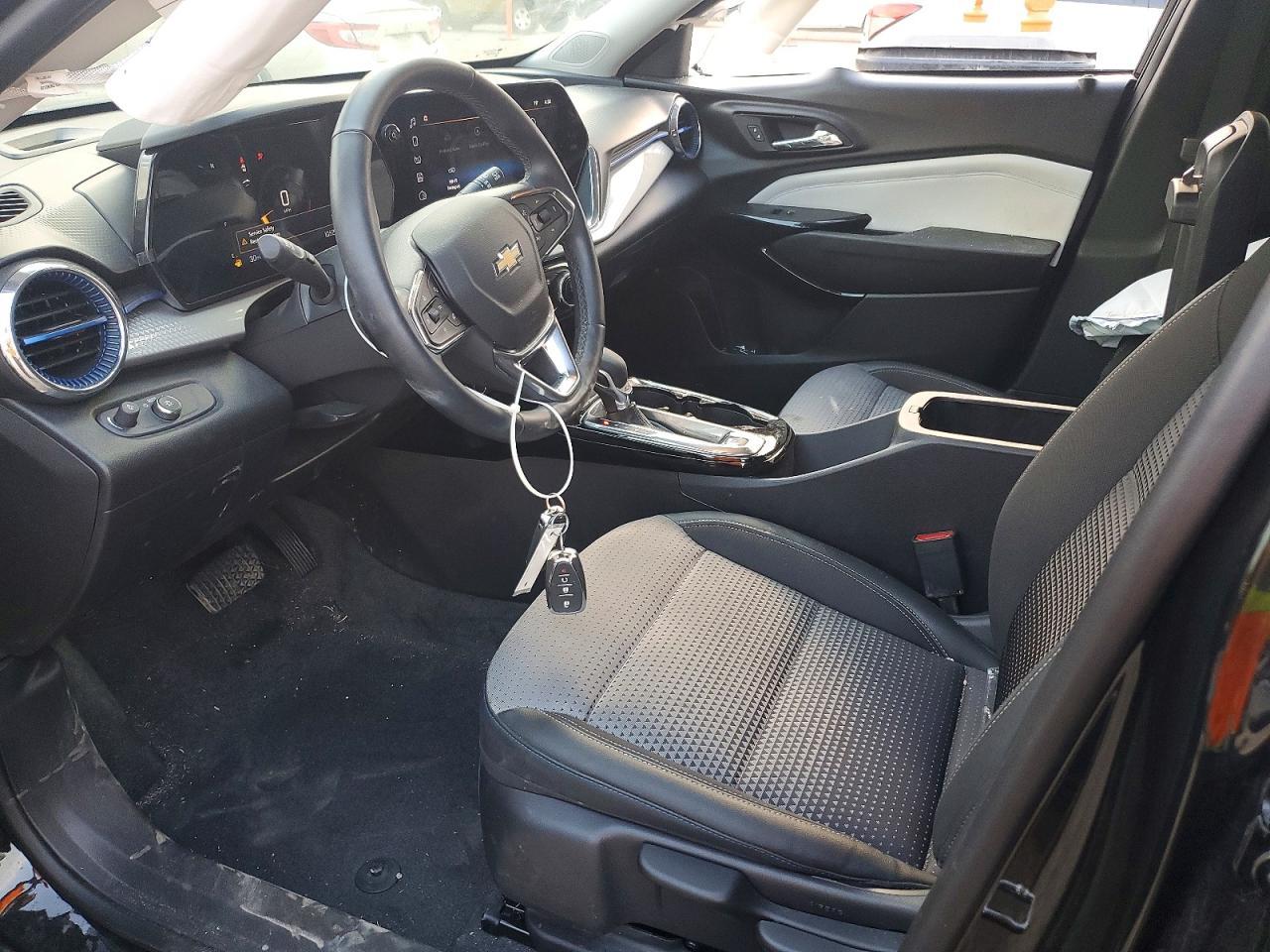 2025 CHEVROLET TRAX