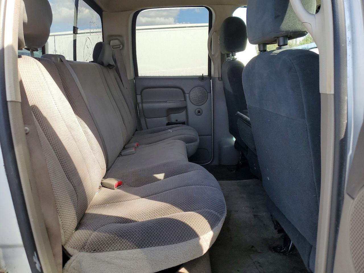 2004 DODGE RAM 1500