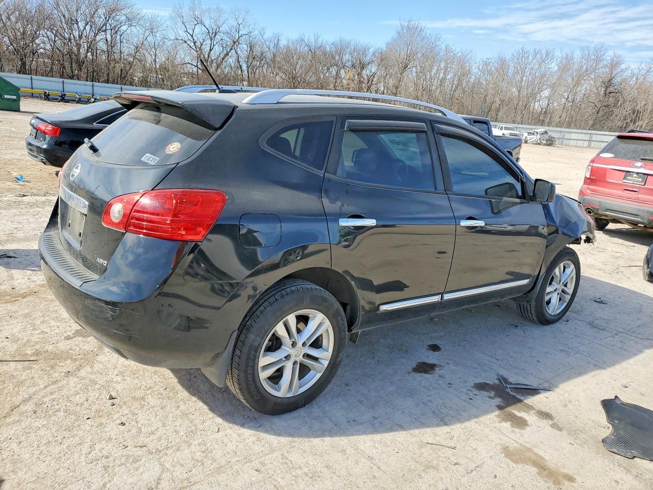 2015 NISSAN ROGUE