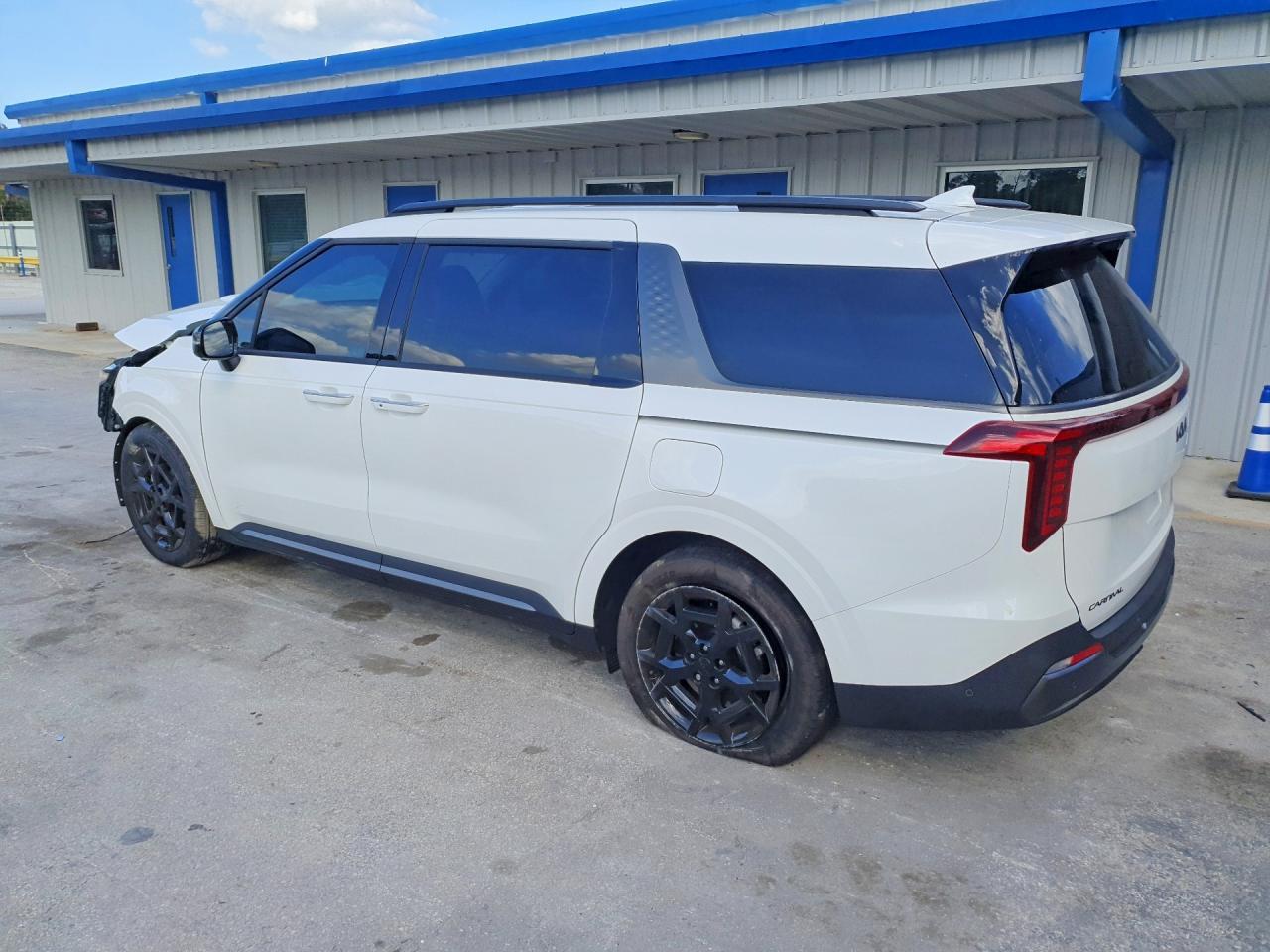 2025 KIA Carnival