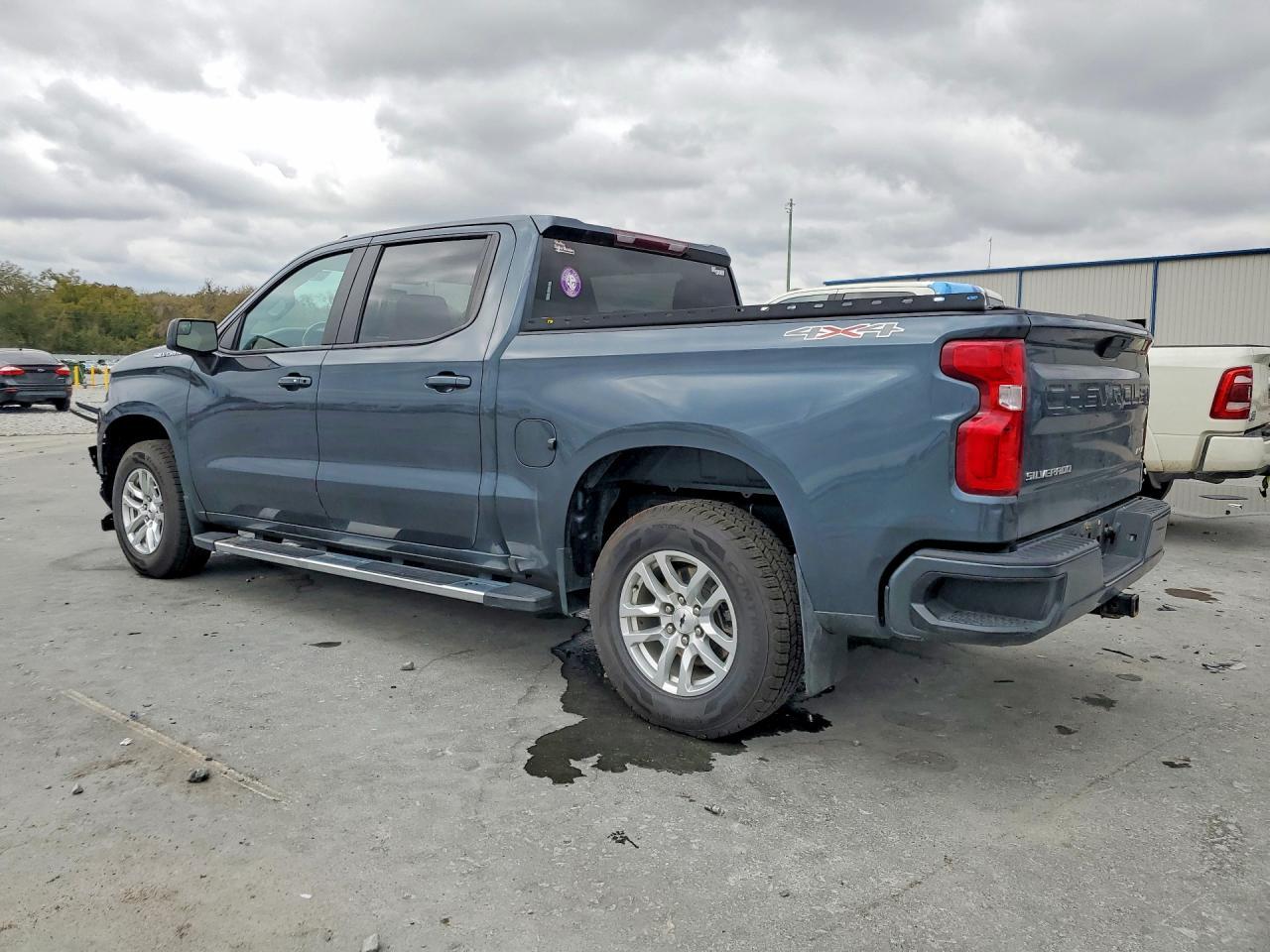 2021 CHEVROLET Silverado