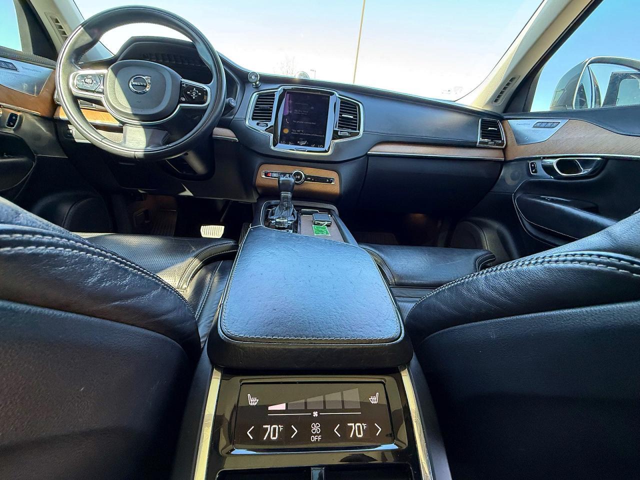2016 VOLVO XC90