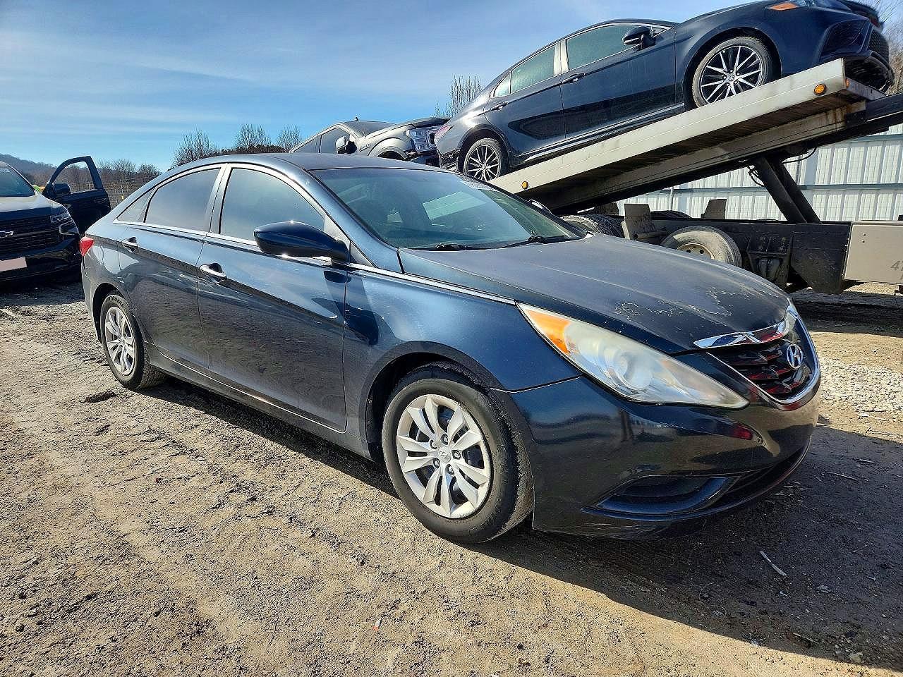 2011 HYUNDAI SONATA