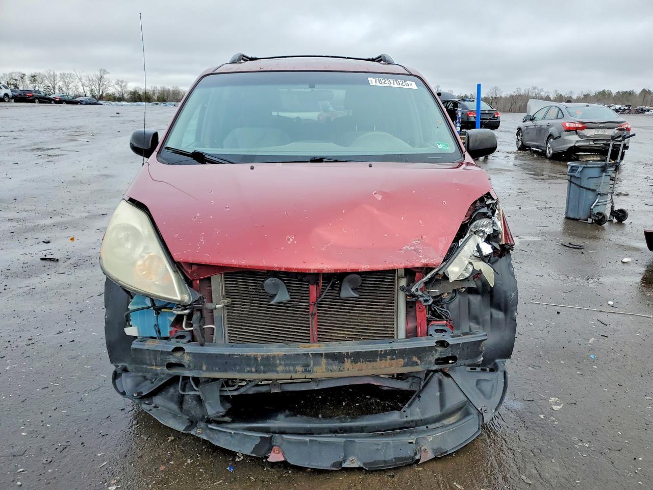 2006 TOYOTA SIENNA