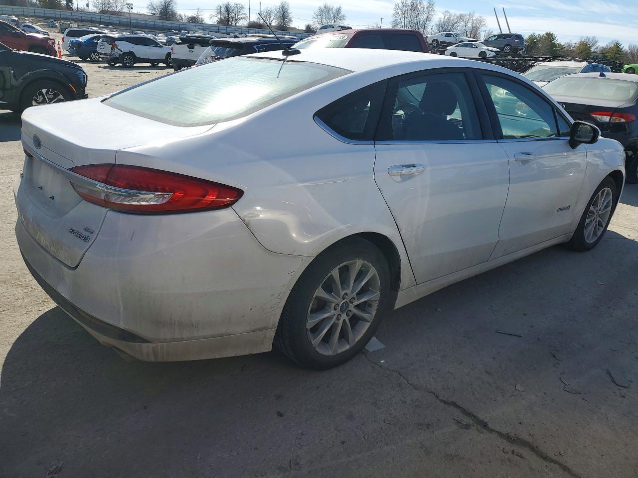 2017 FORD FUSION