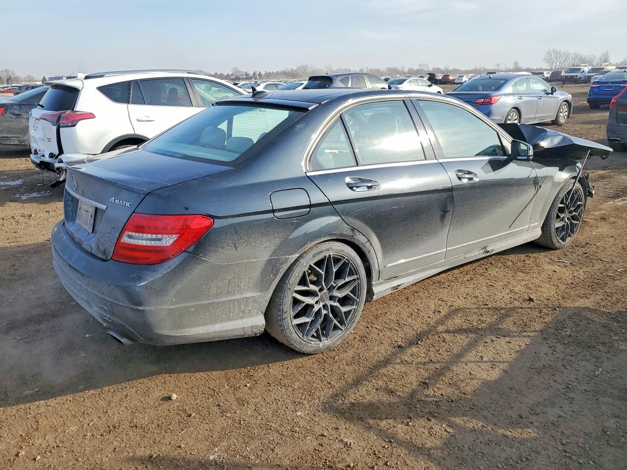2012 MERCEDES-BENZ C-CLASS
