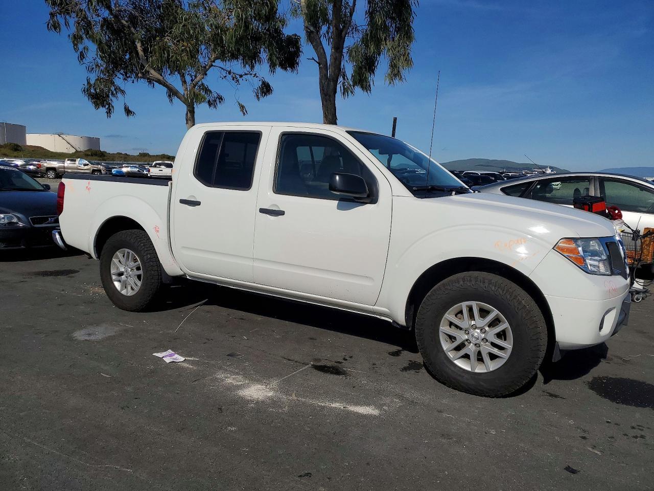 2019 NISSAN Frontier