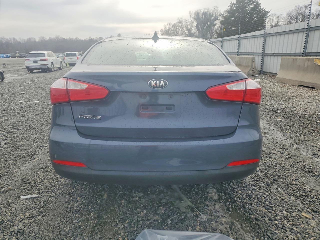 2015 KIA FORTE