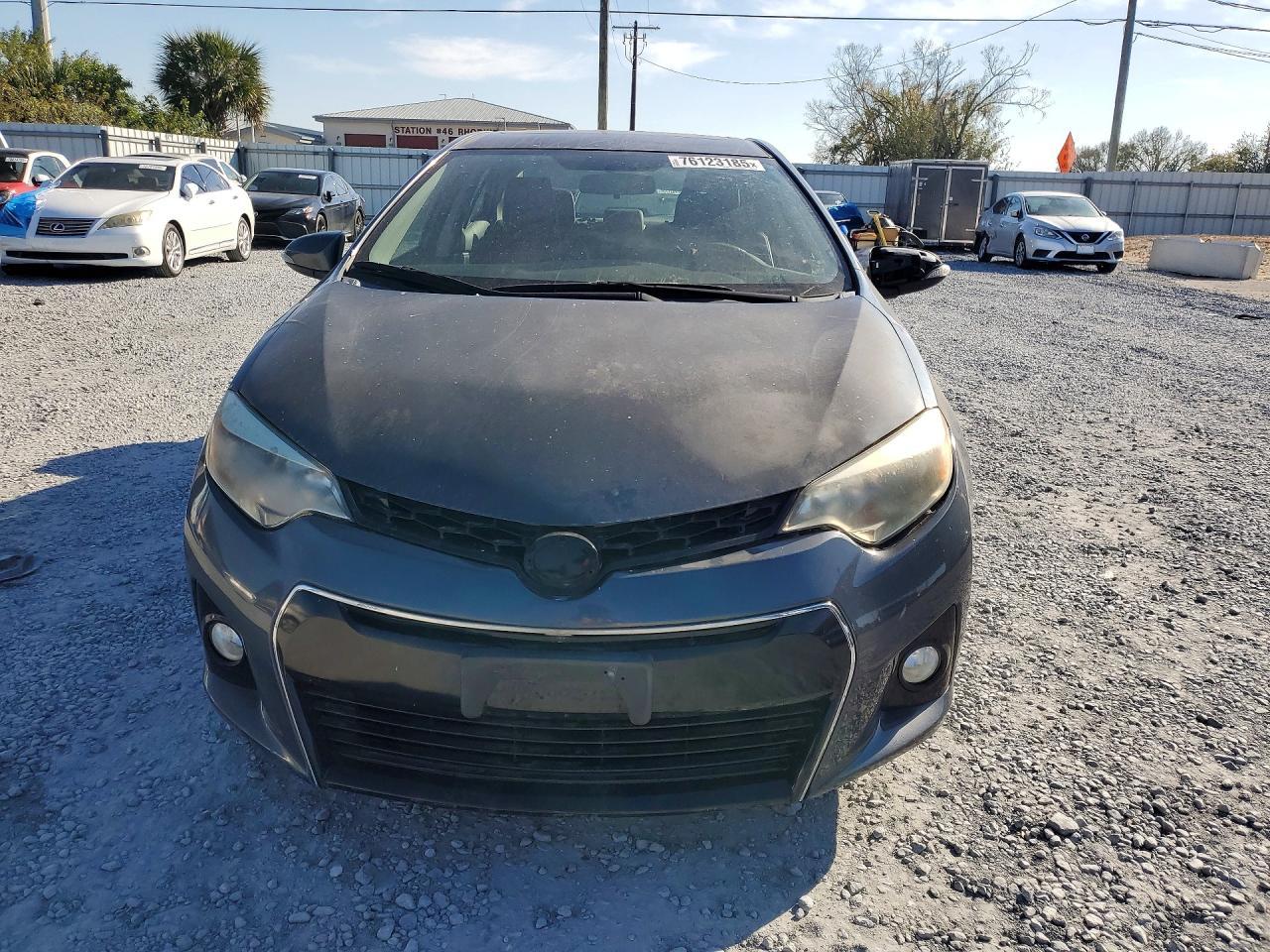 2015 TOYOTA COROLLA