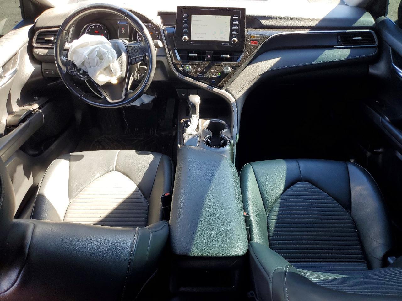 2022 TOYOTA CAMRY