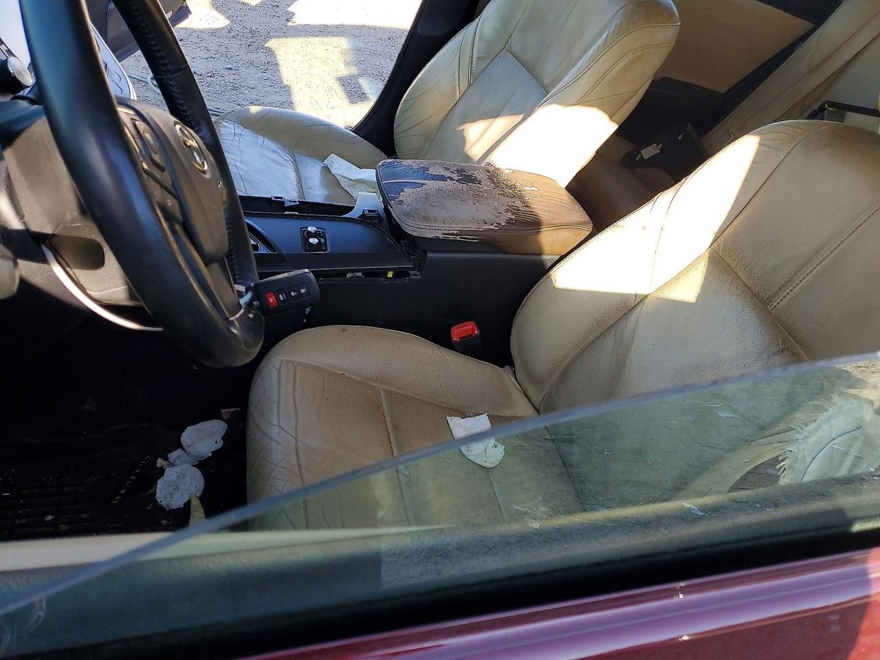 2013 TOYOTA Avalon