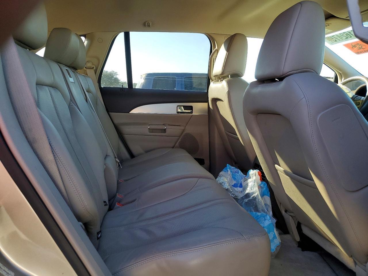 2011 LINCOLN MKX