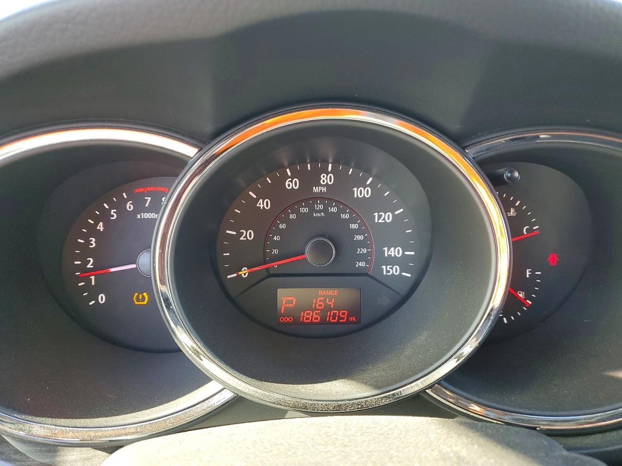 2011 KIA SORENTO