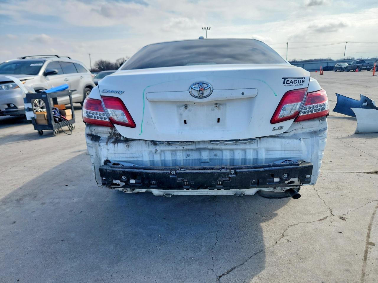2010 TOYOTA CAMRY