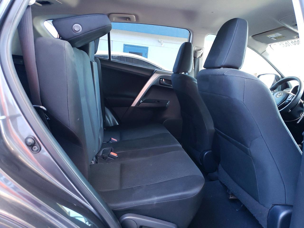 2016 TOYOTA RAV4