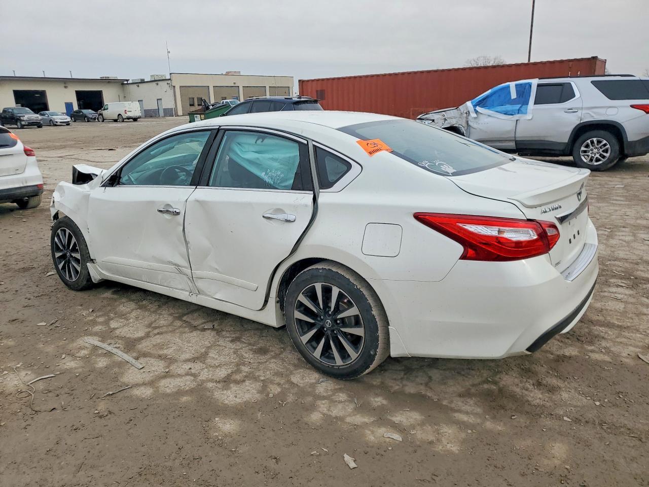 2016 NISSAN ALTIMA