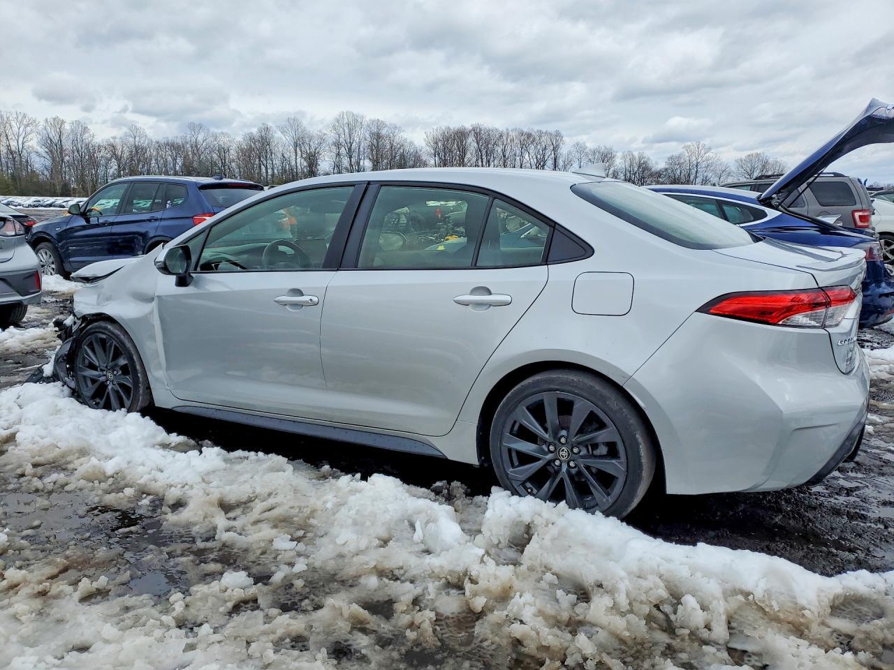 2024 TOYOTA COROLLA
