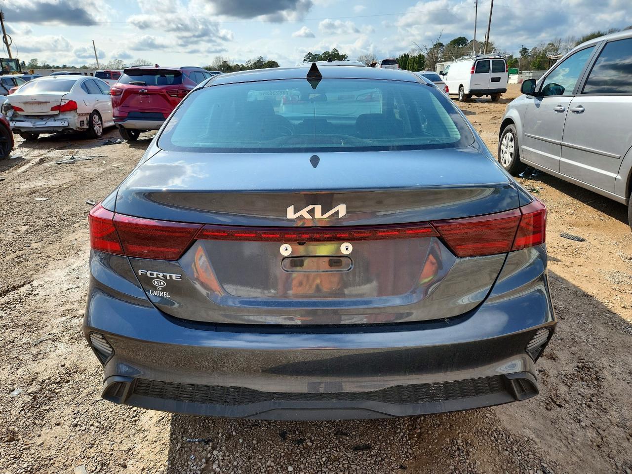 2024 KIA FORTE