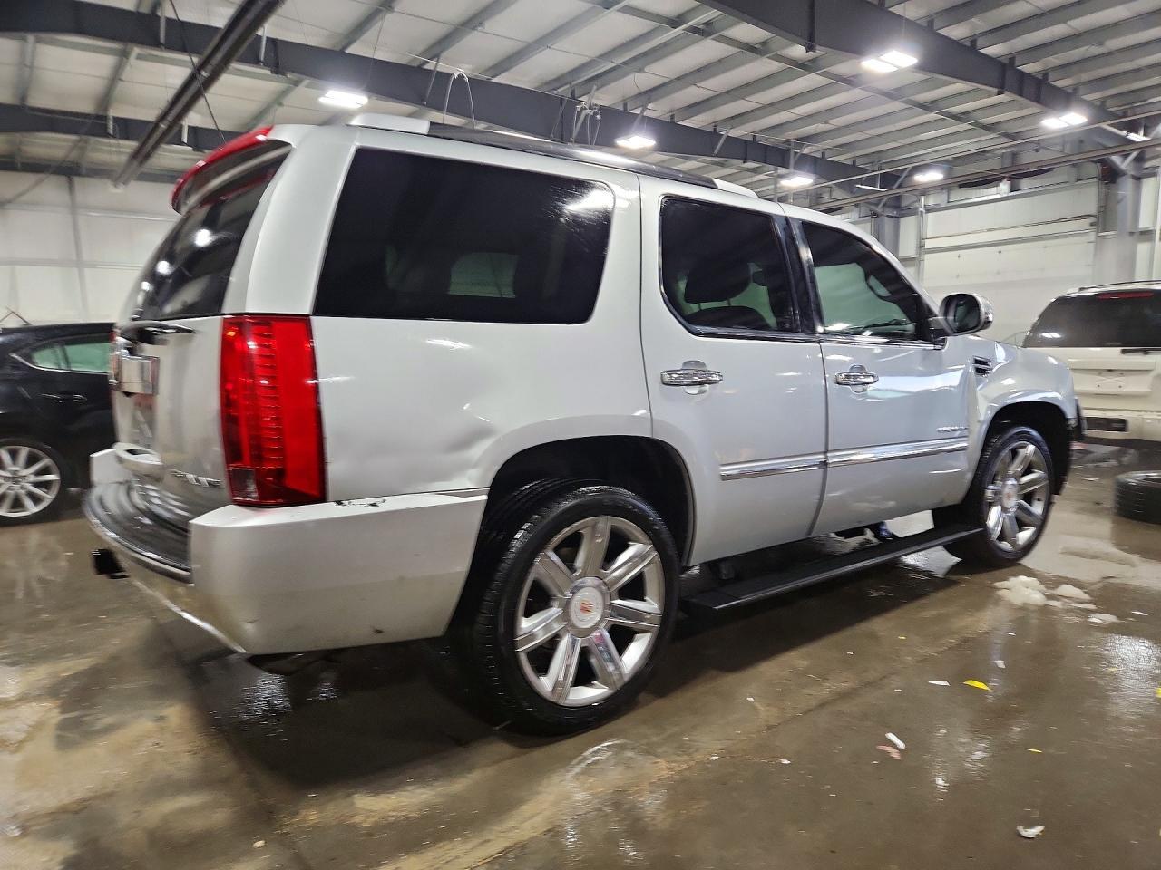 2013 CADILLAC ESCALADE