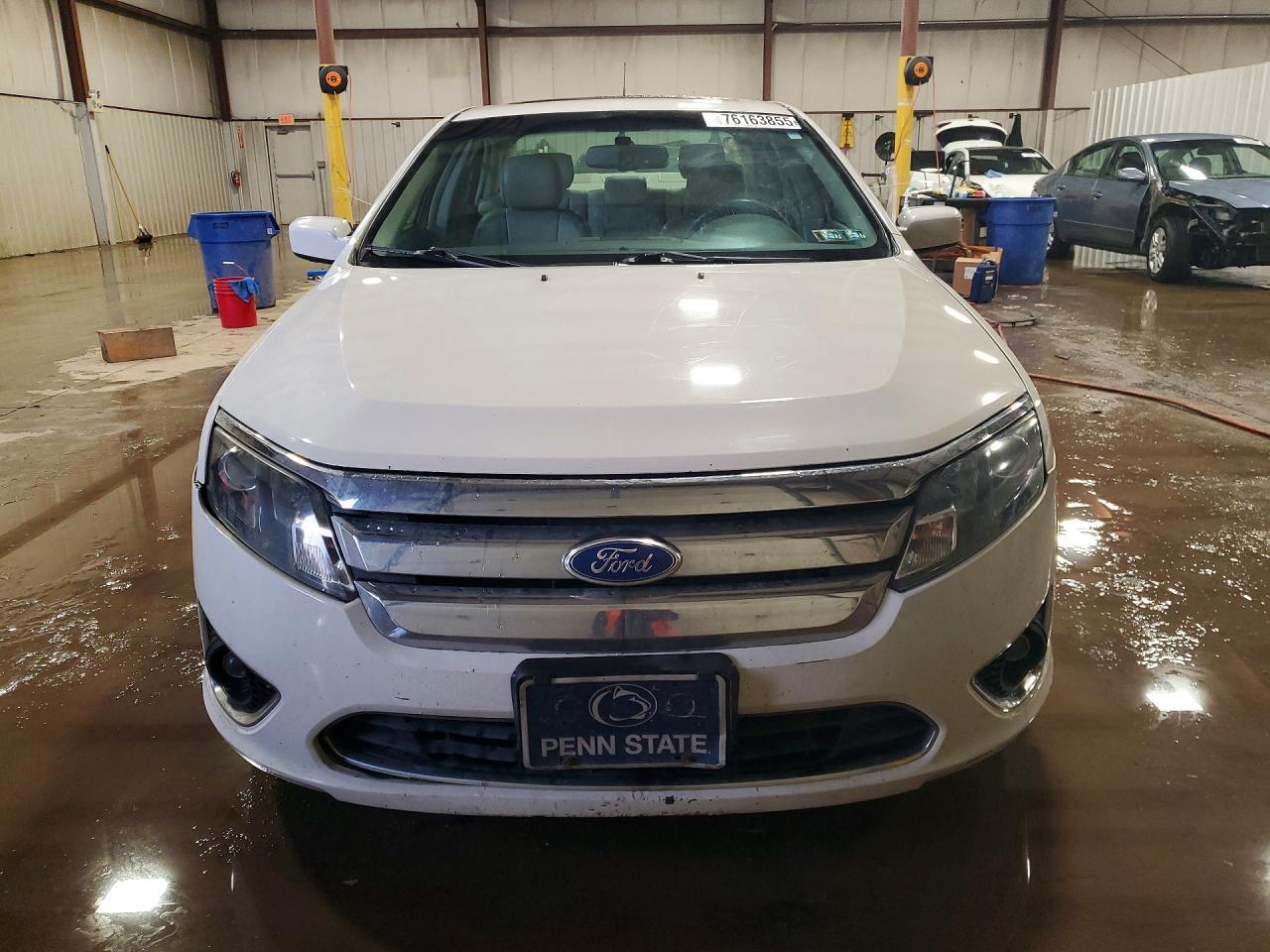 2011 FORD FUSION