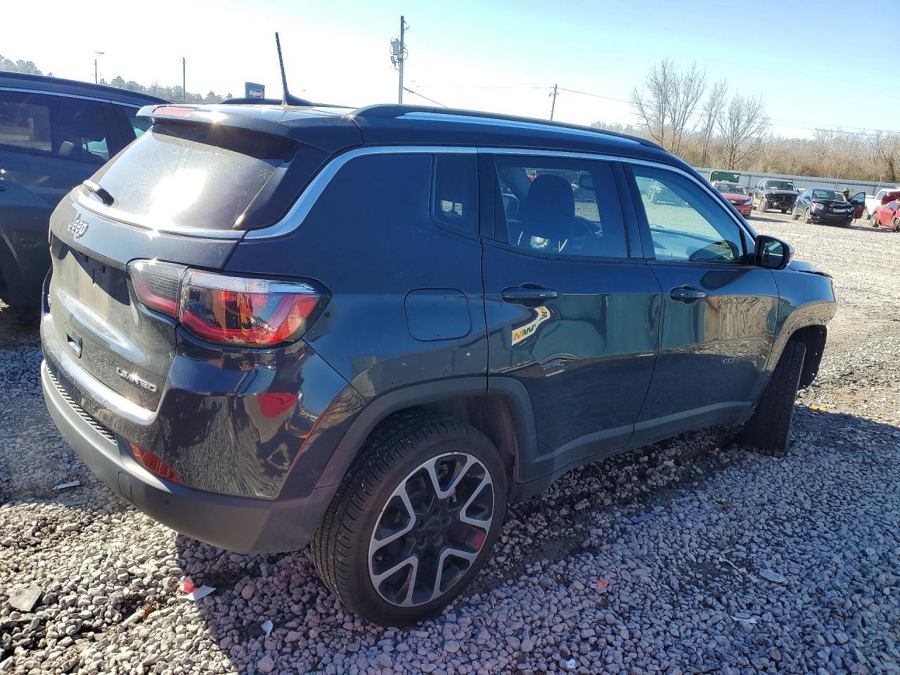 2017 JEEP Compass