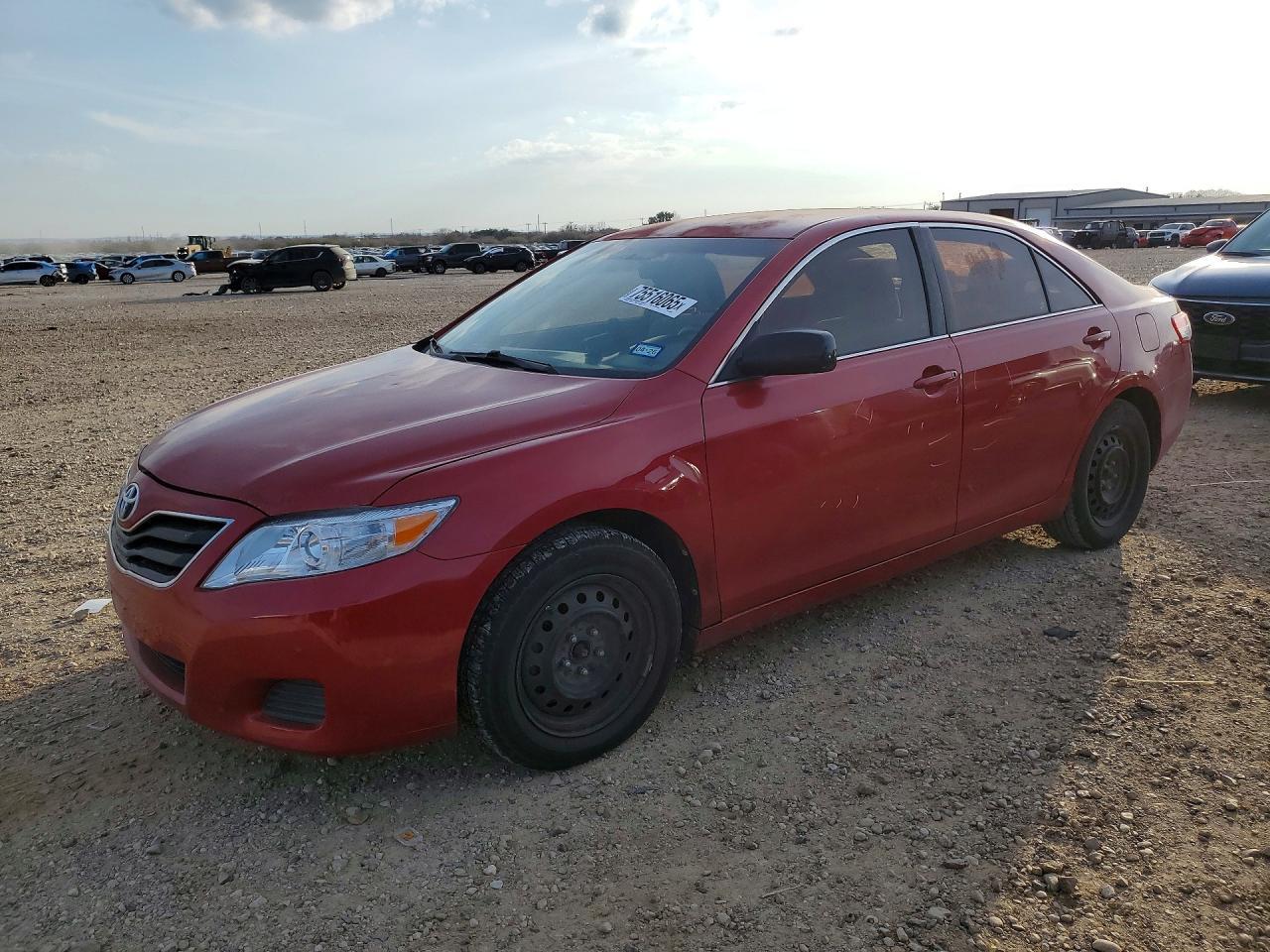 2011 TOYOTA CAMRY