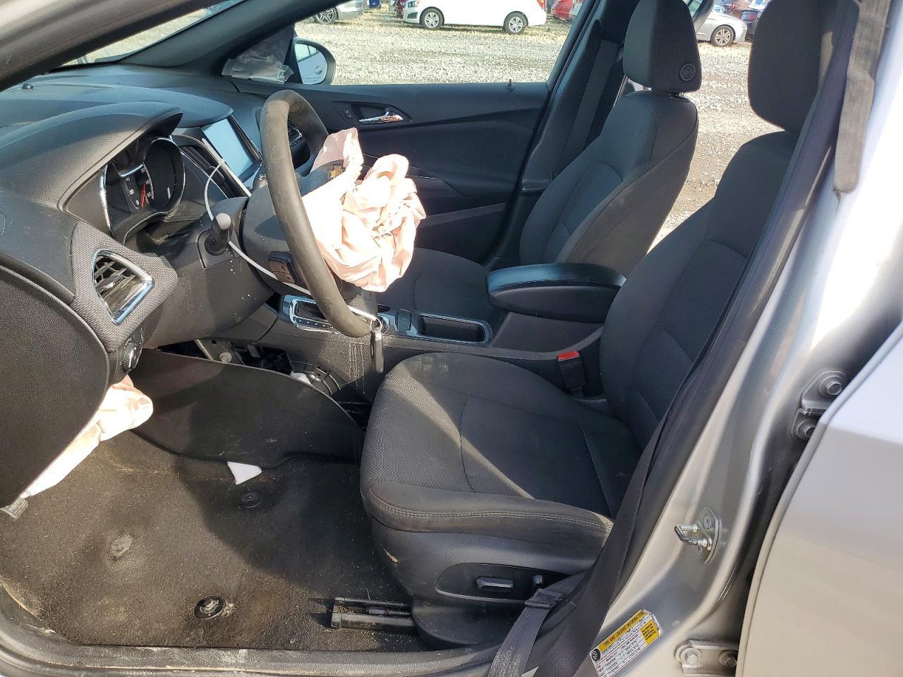 2018 CHEVROLET CRUZE