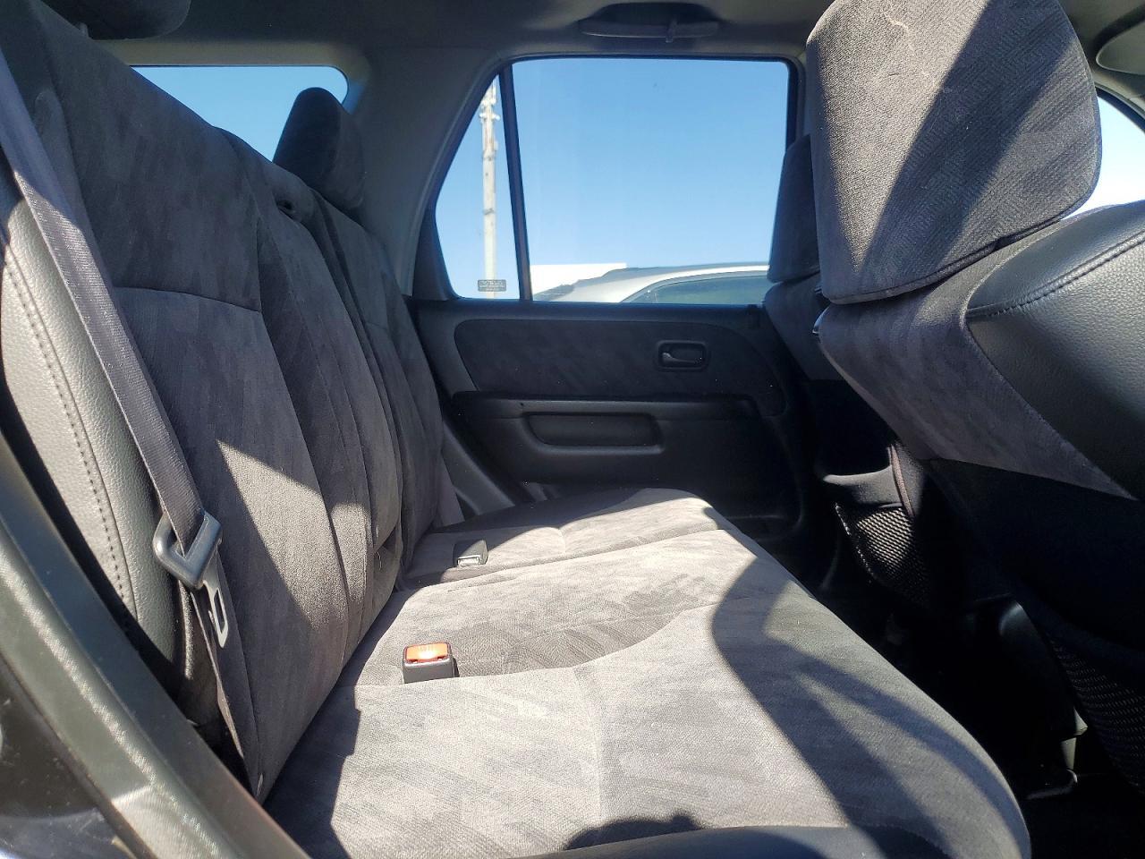 2004 HONDA CR-V